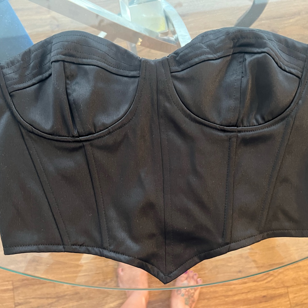 Forever 21 Elegant Black Top